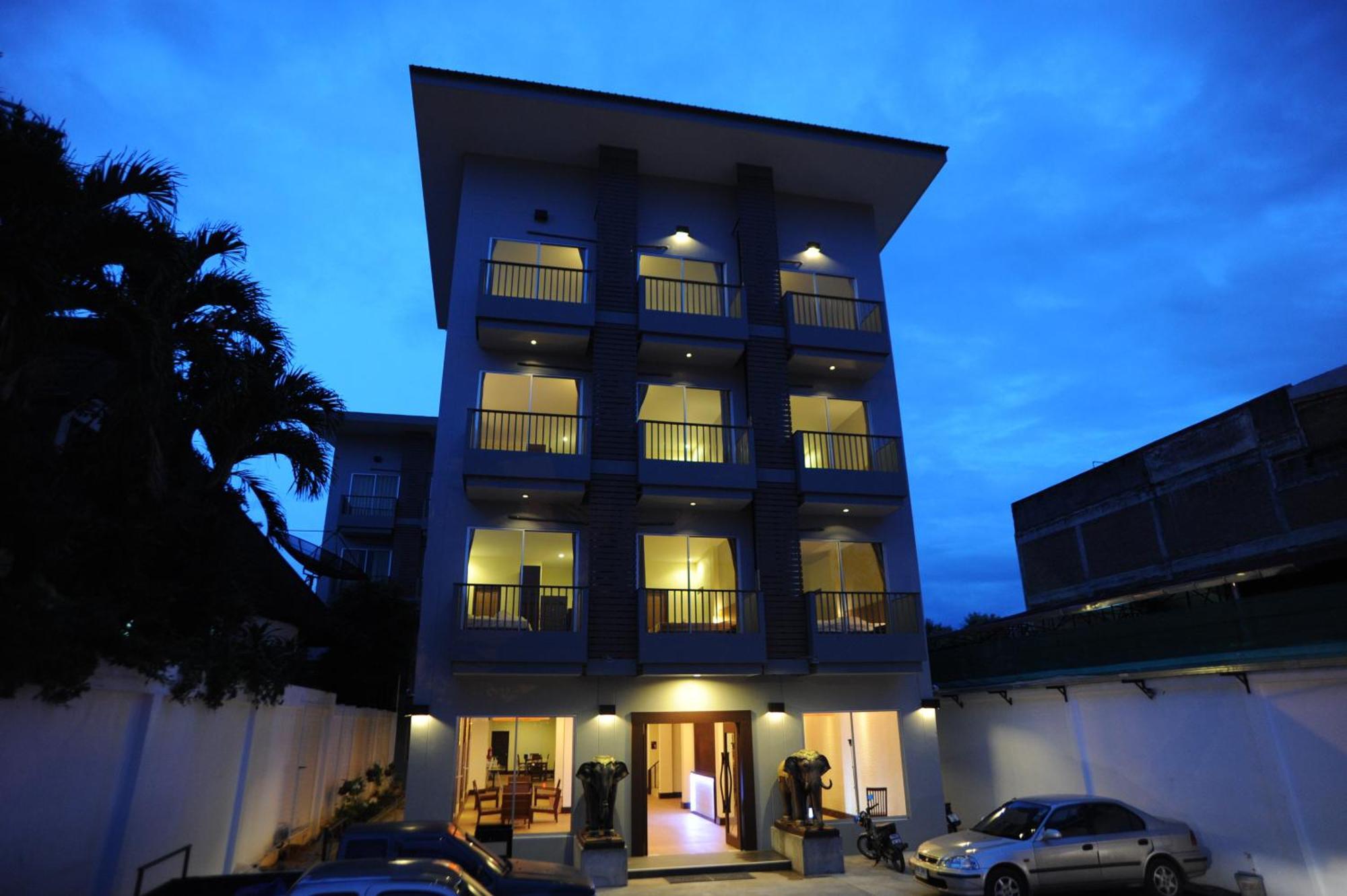 Mawin Hotel Chiang Mai Exterior photo